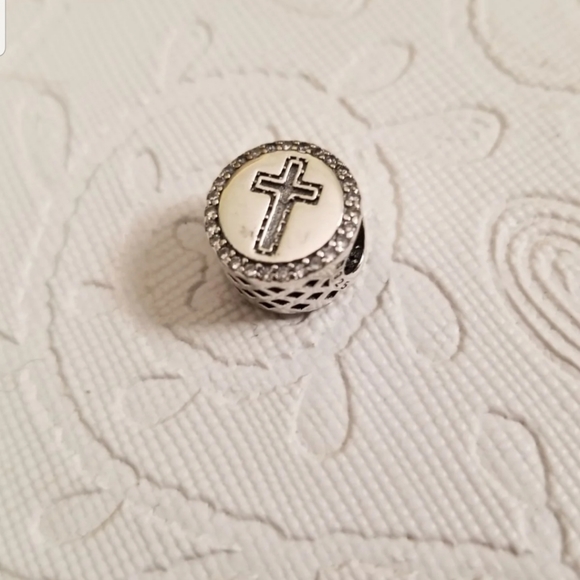 Sliver CZ double sided cross /faith charm - Picture 2 of 6